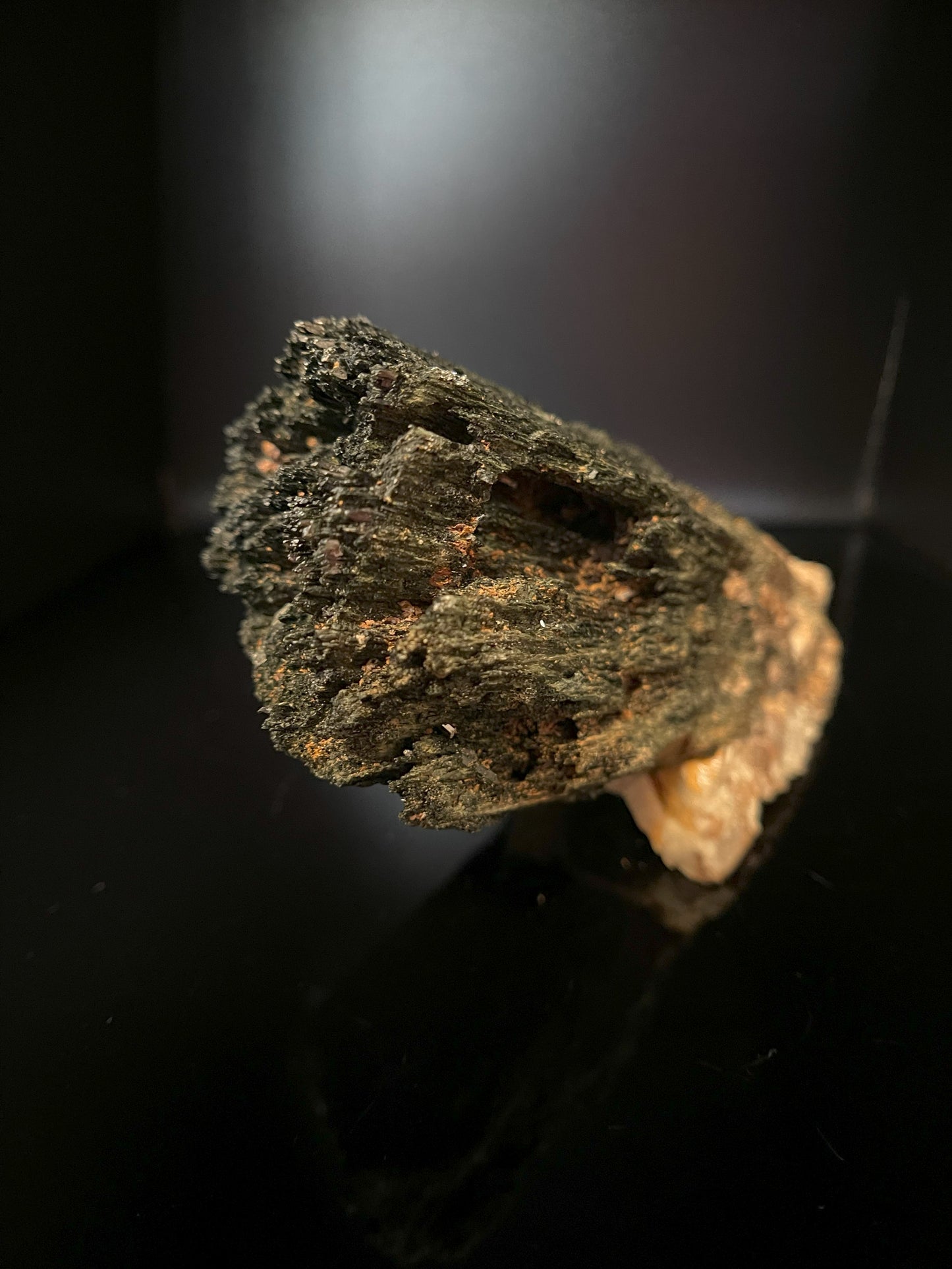 Aegirine 466.3g