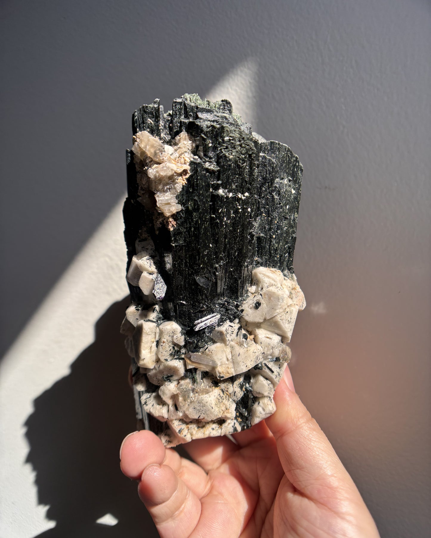 Aegirine with Orthoclase 642.9g