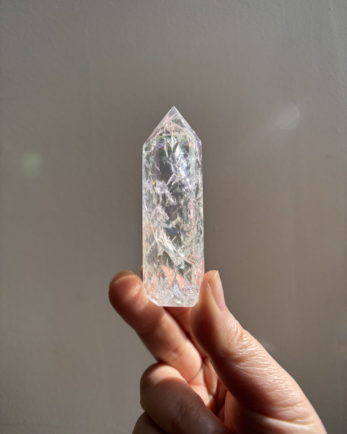 Aura Crackle Quartz Tower 47g