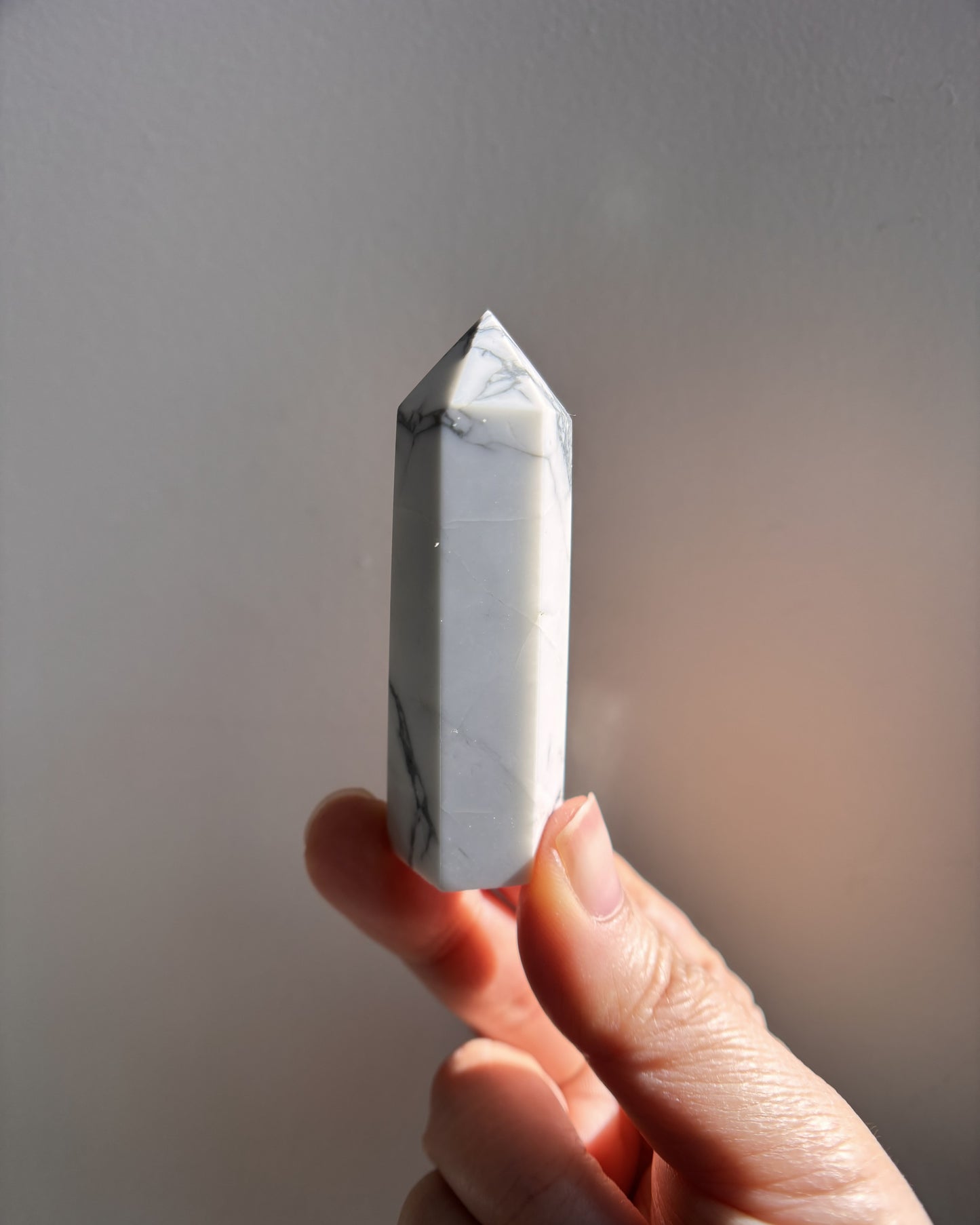 Howlite Tower 51.5g