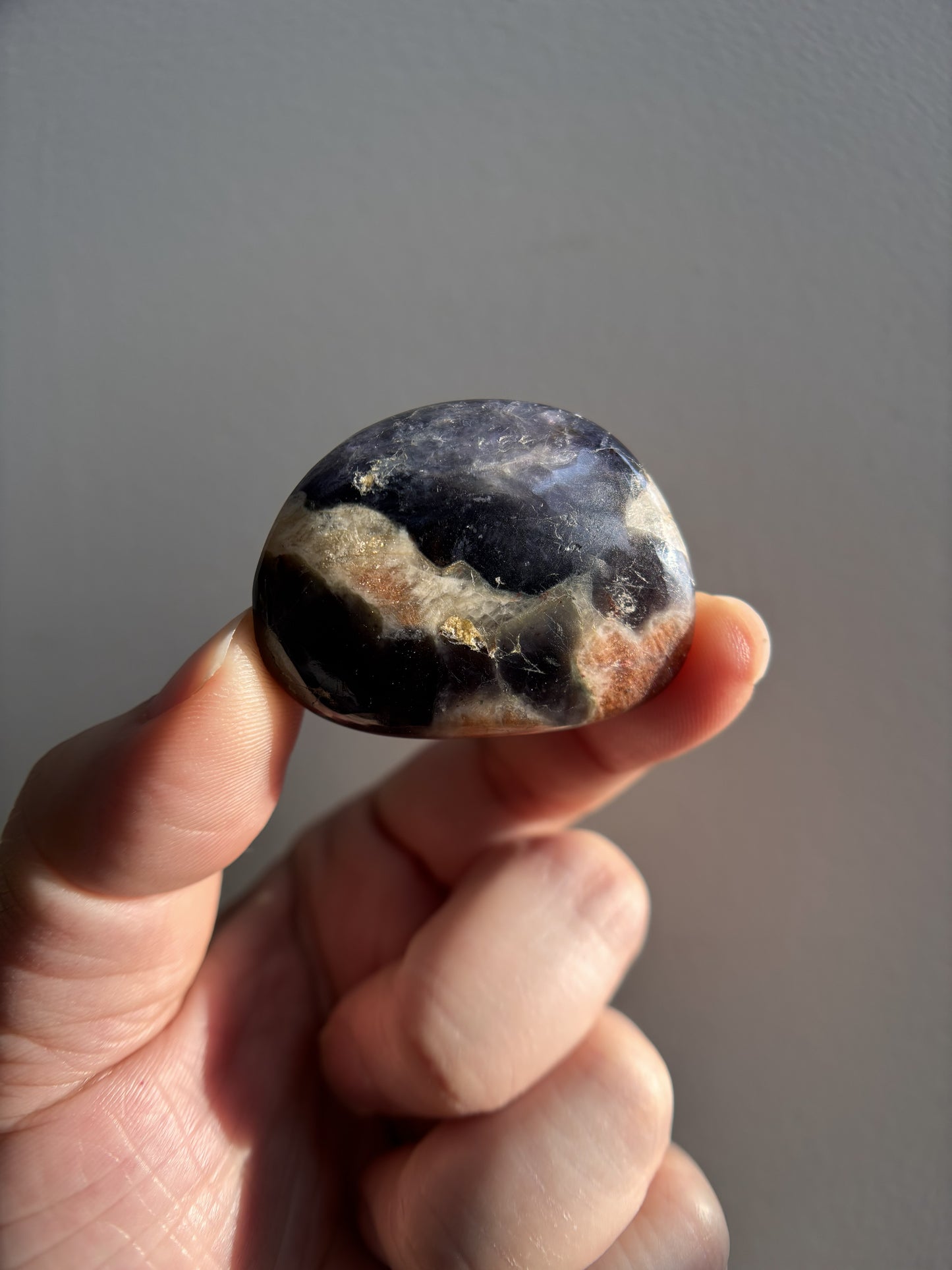 Iolite with Sunstone 22g