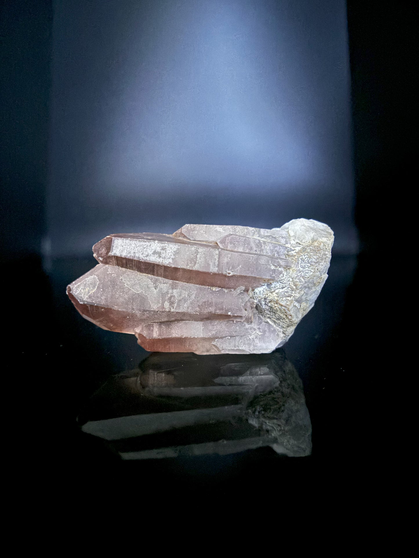 Ishuko Red Phantom Quartz 45.4g