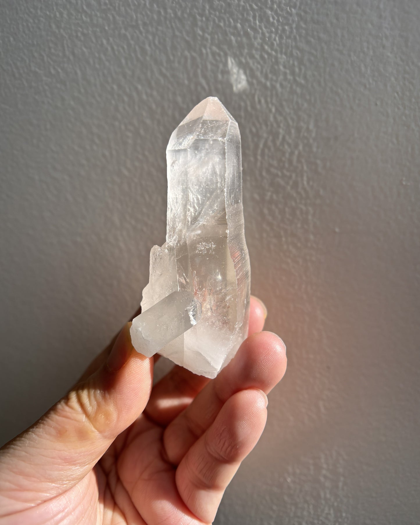 Lemurian Raw Point with Key Formation 71g