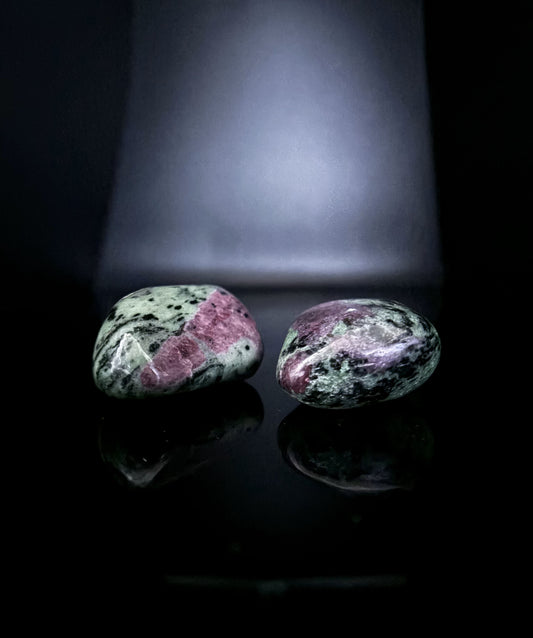 High-Quality Ruby Zoisite Tumbles