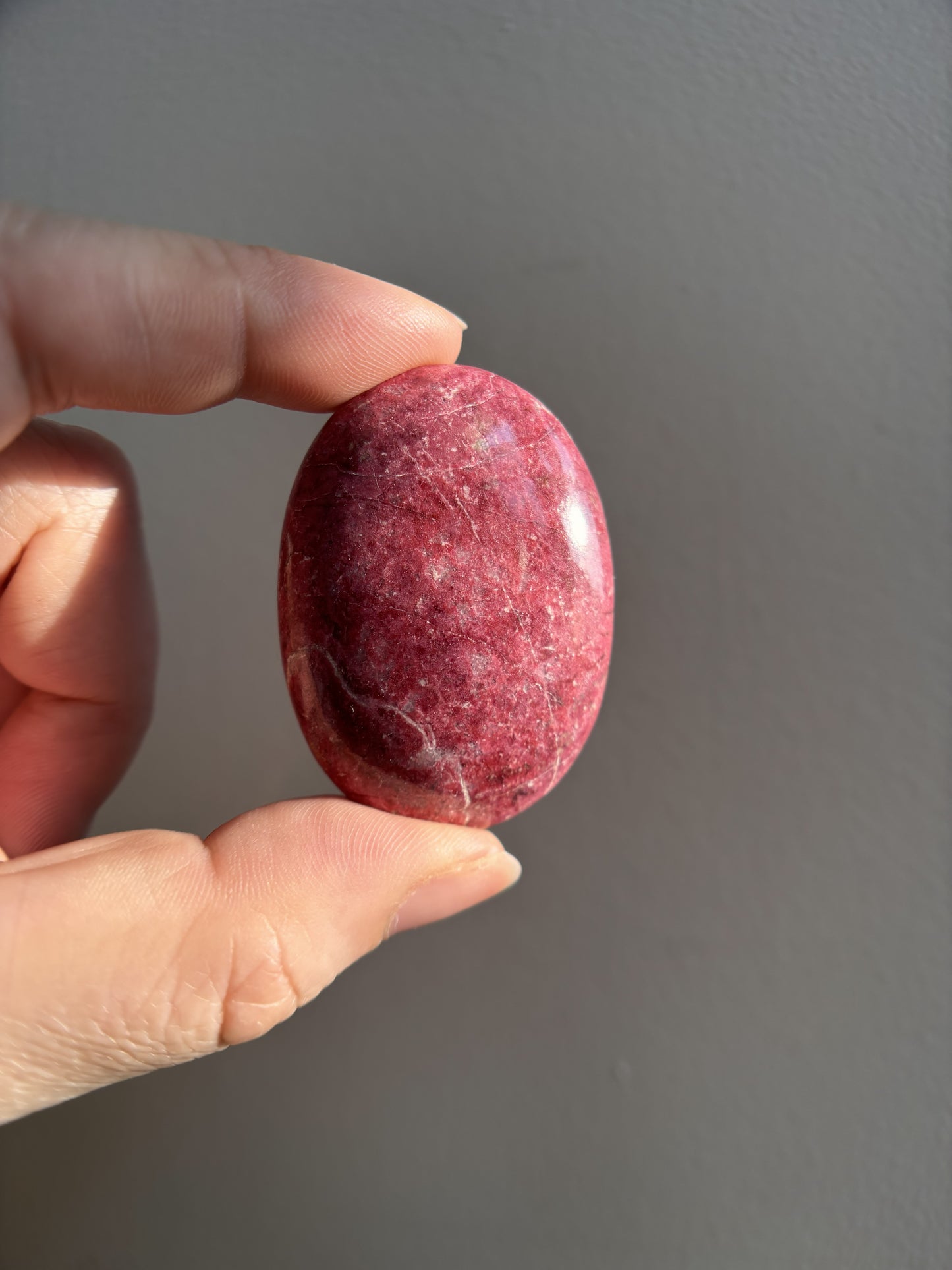 Thulite Palmstone 51g