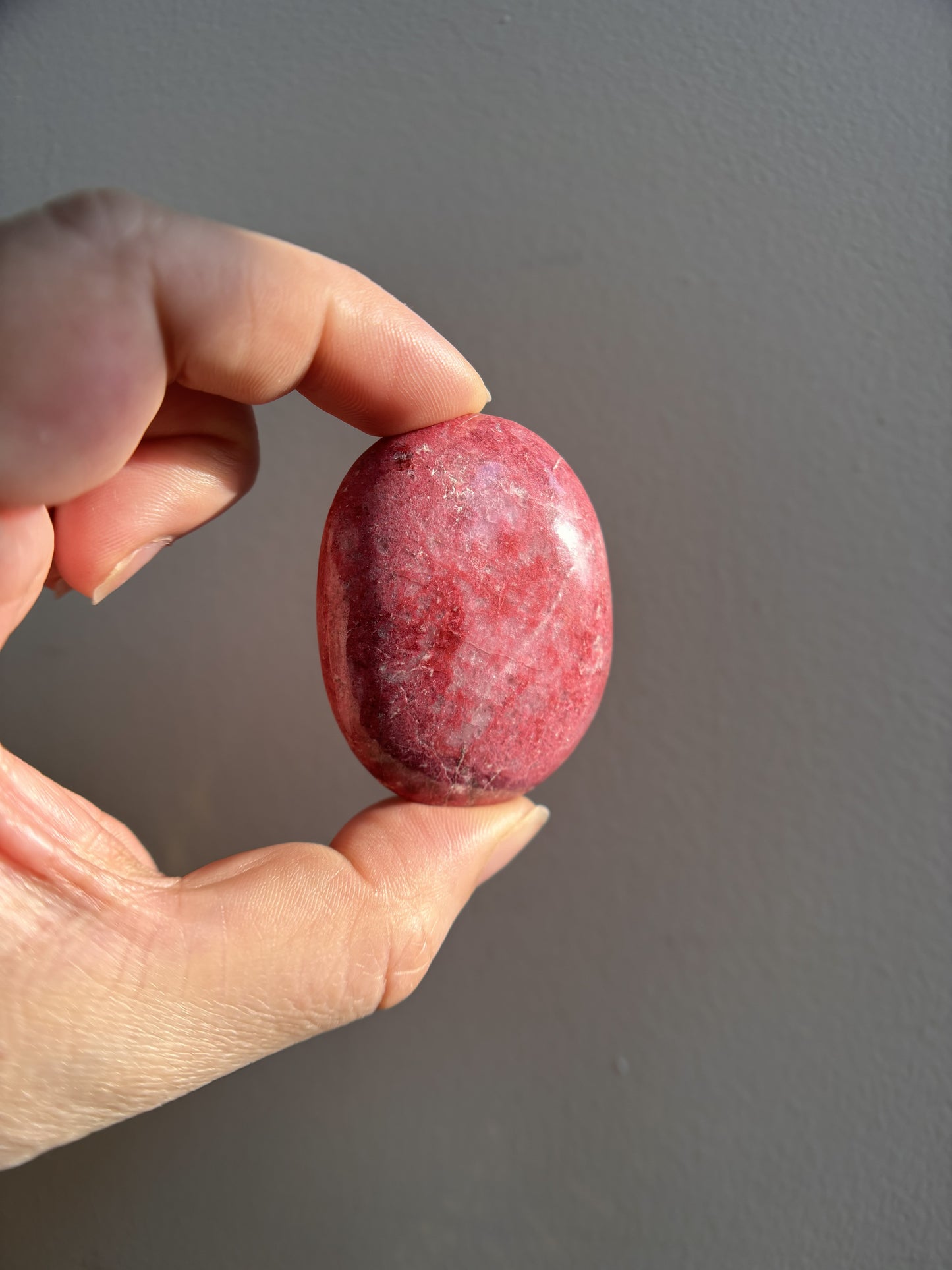 Thulite Palmstone 55g