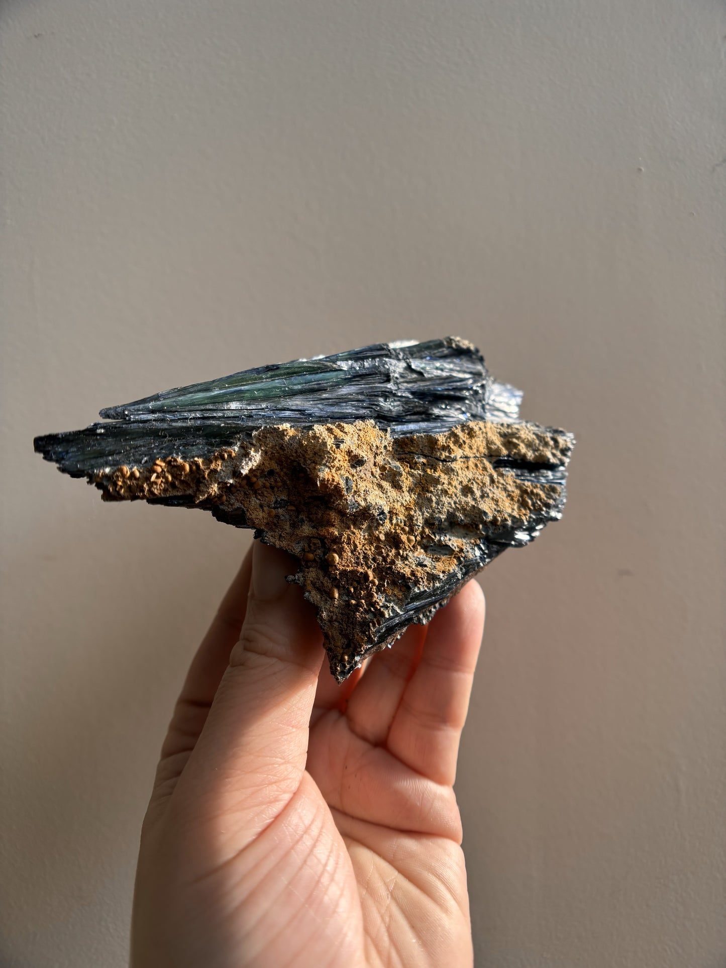 Vivianite 473g