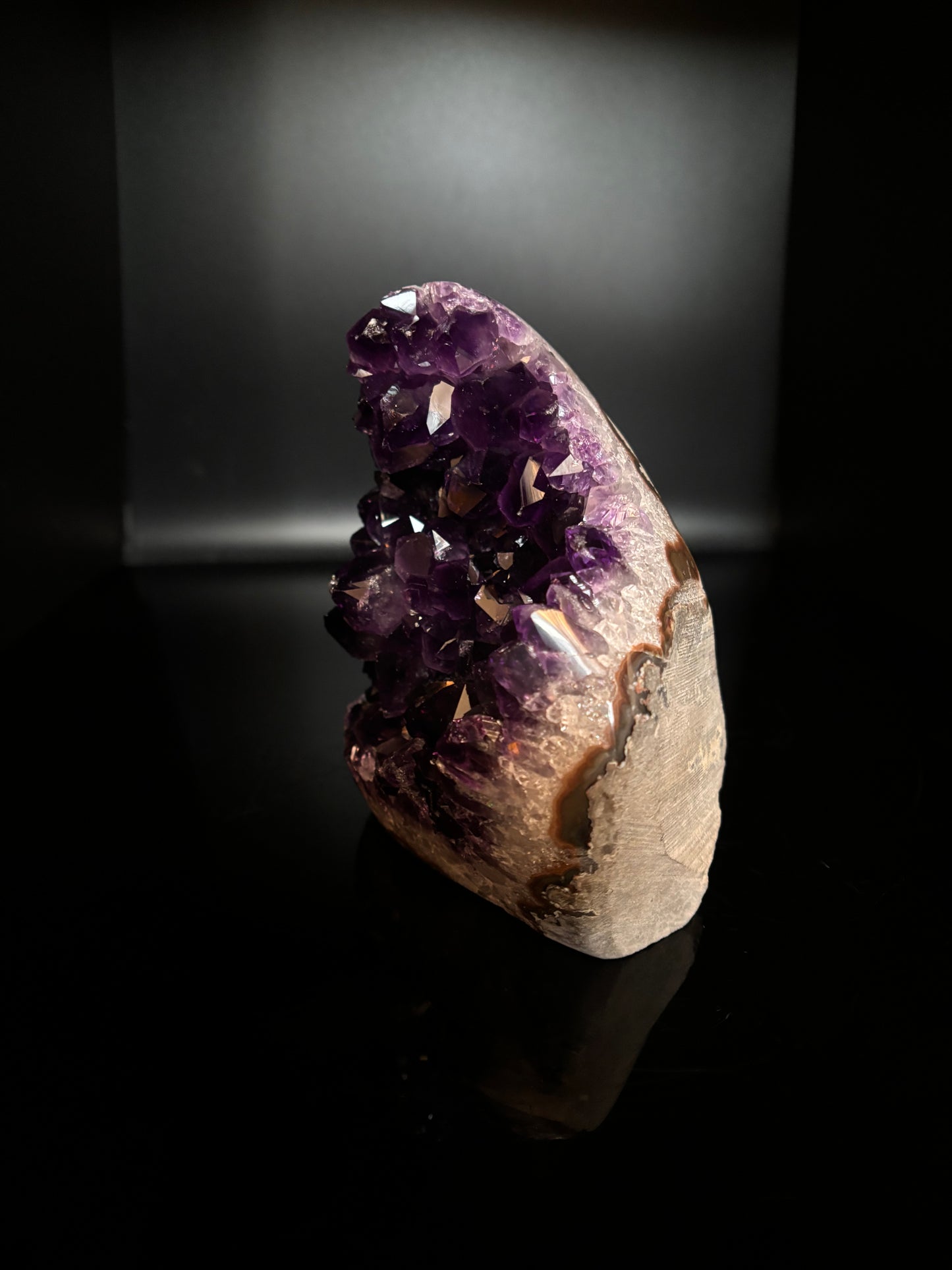 Amethyst Cutbase 436g