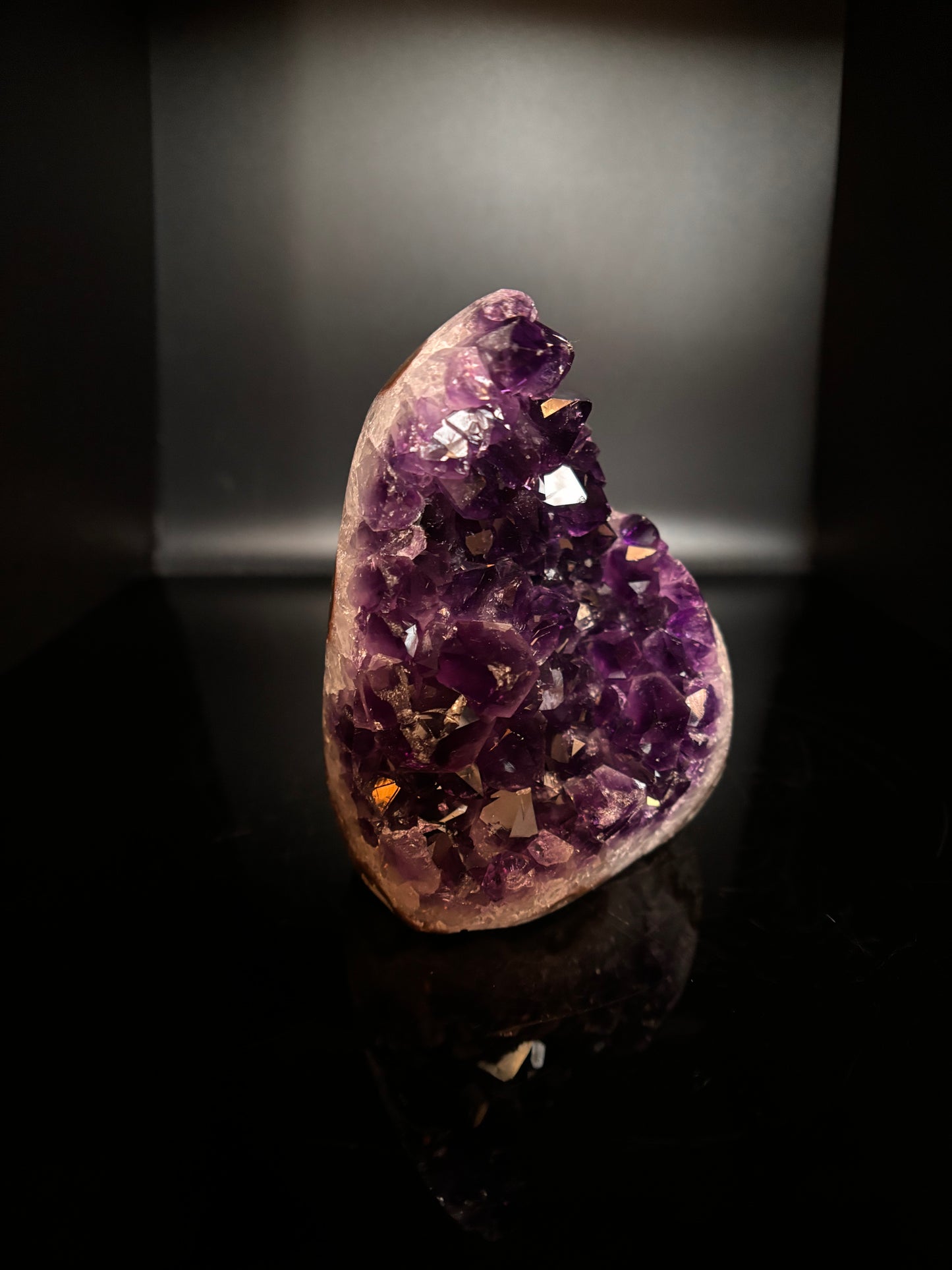 Amethyst Cutbase 436g