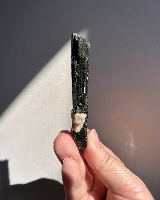 Aegirine with Orthoclase 34.1g