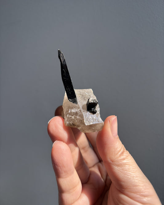 Aegirine on Quartz 46.1g