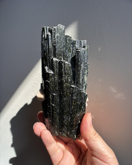 Aegirine with Orthoclase 642.9g