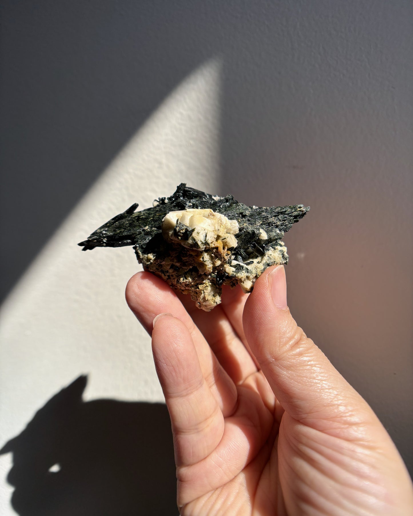 Aegirine on Orthoclase 80.6g