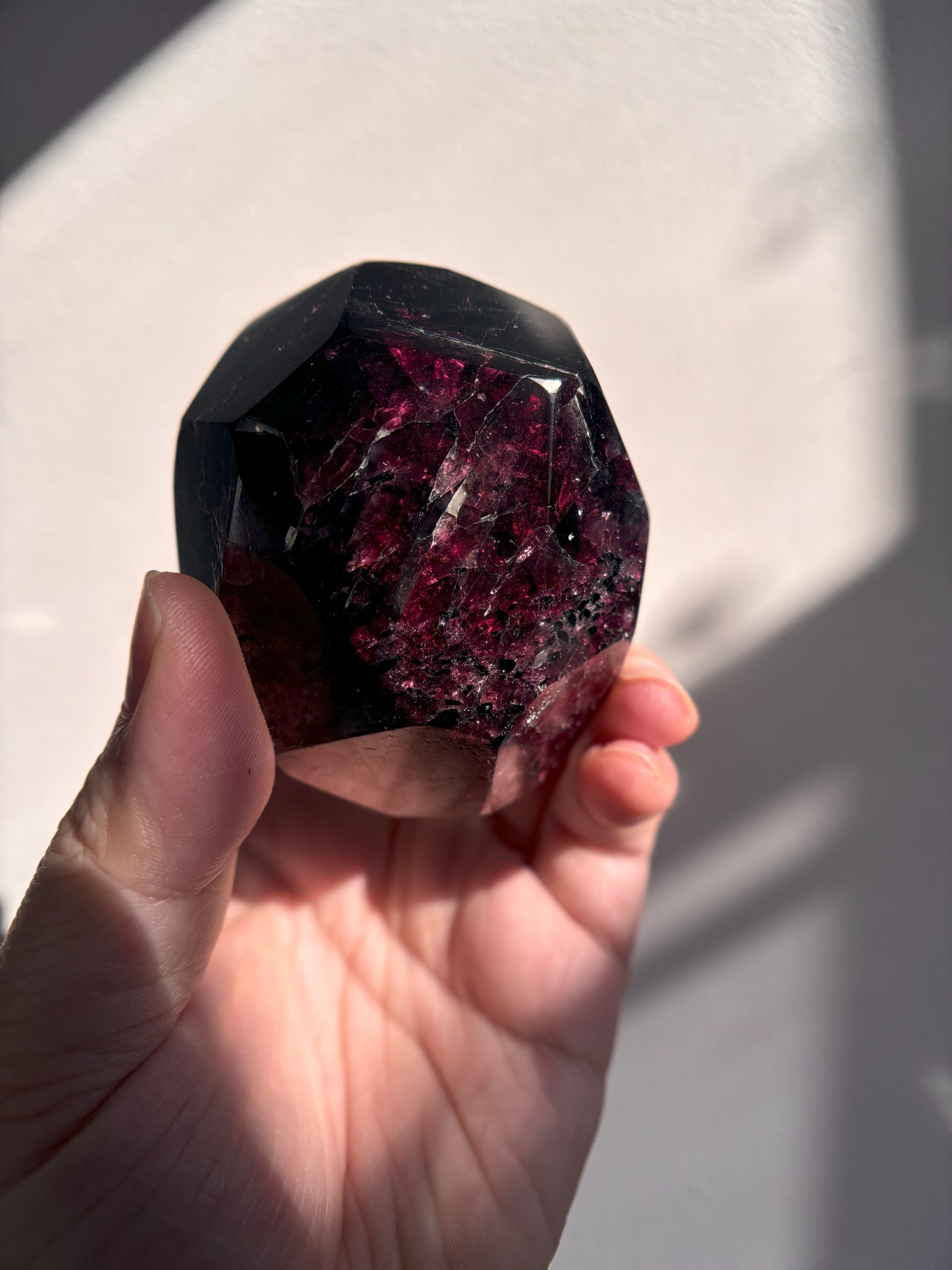 Almandine Garnet Dodecahedron 475g (1.05lbs)