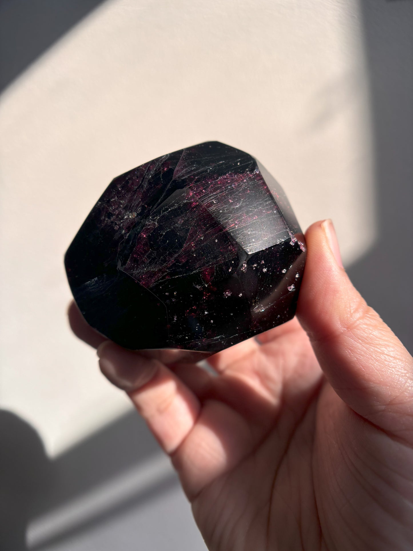 Almandine Garnet Dodecahedron 475g (1.05lbs)