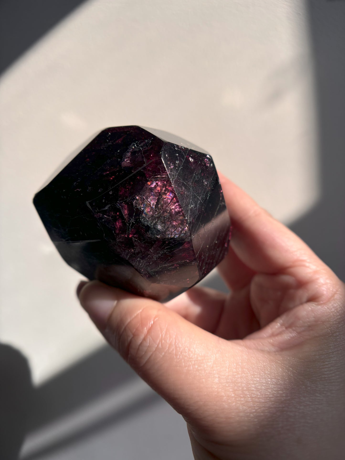 Almandine Garnet Dodecahedron 475g (1.05lbs)