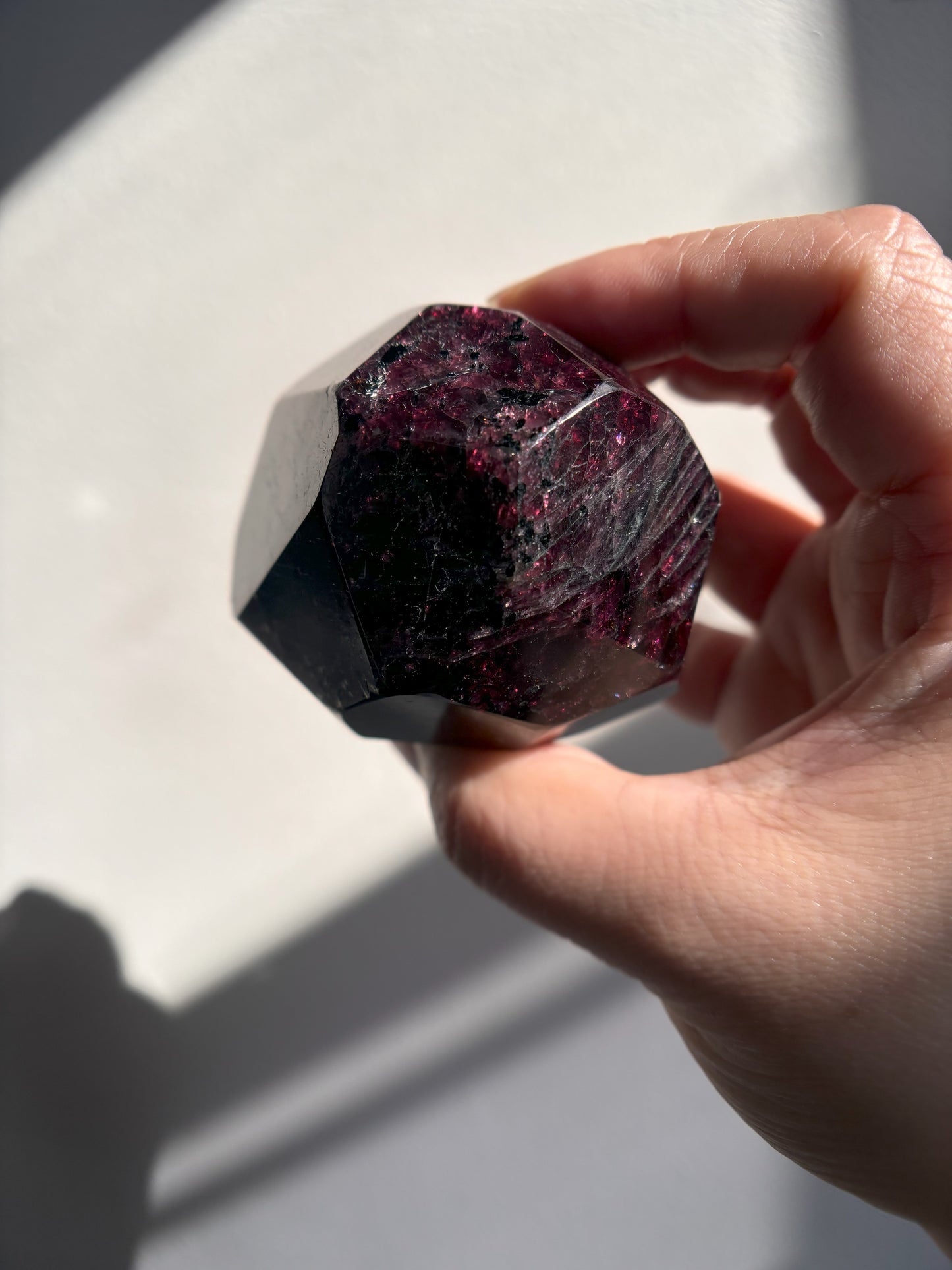 Almandine Garnet Dodecahedron 475g (1.05lbs)