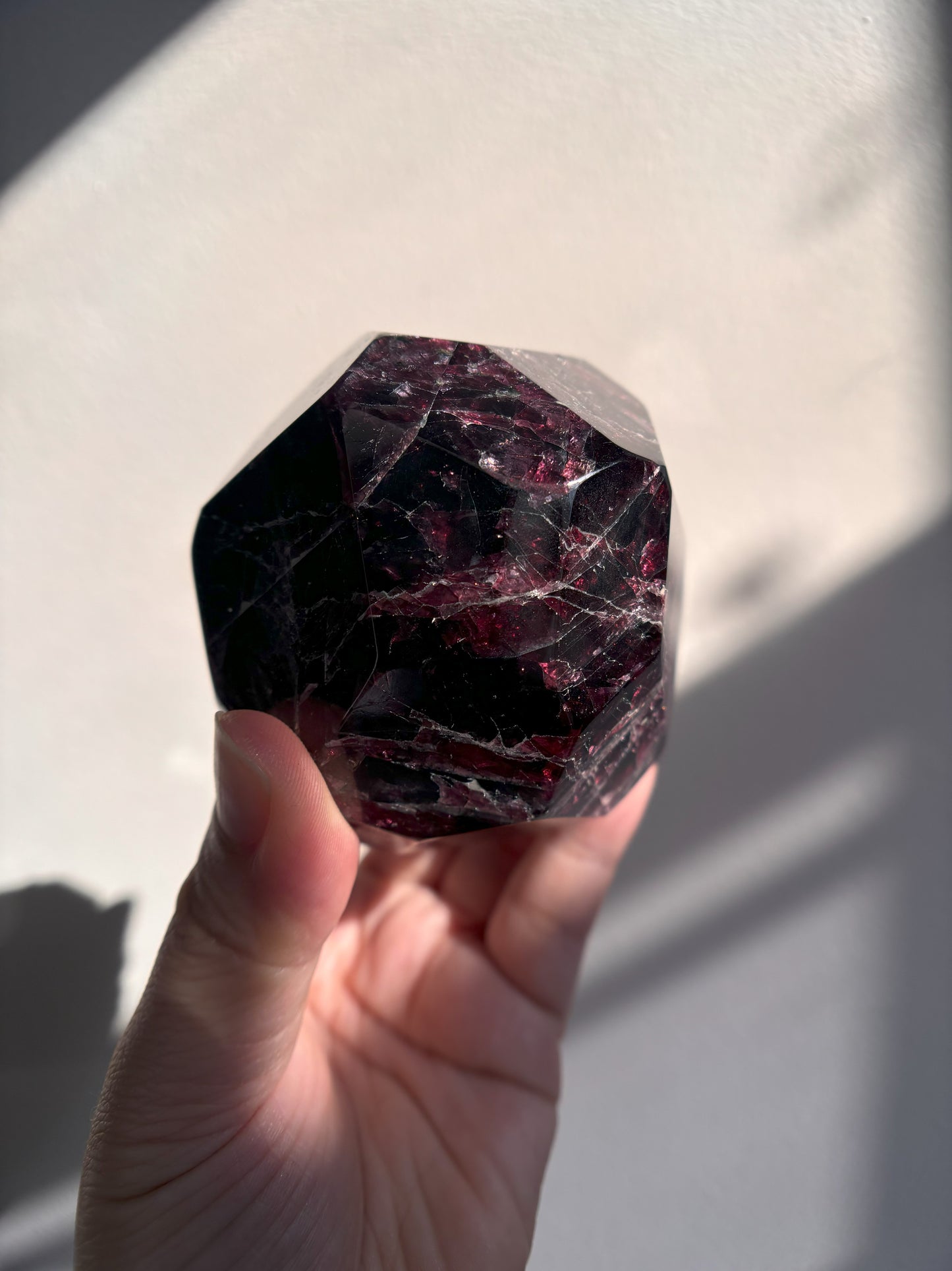 Almandine Garnet Dodecahedron 749g (1.65lbs)