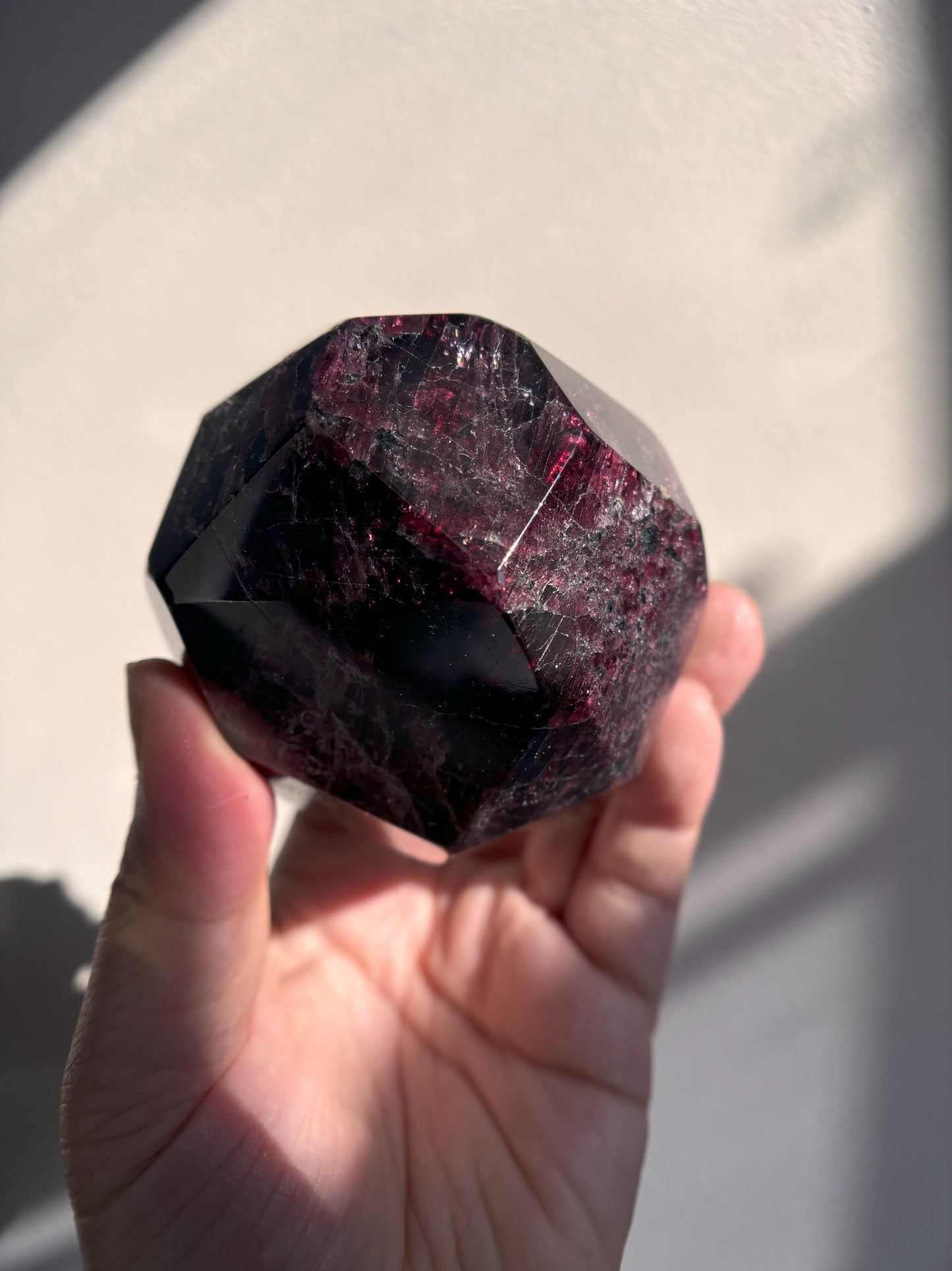 Almandine Garnet Dodecahedron 749g (1.65lbs)