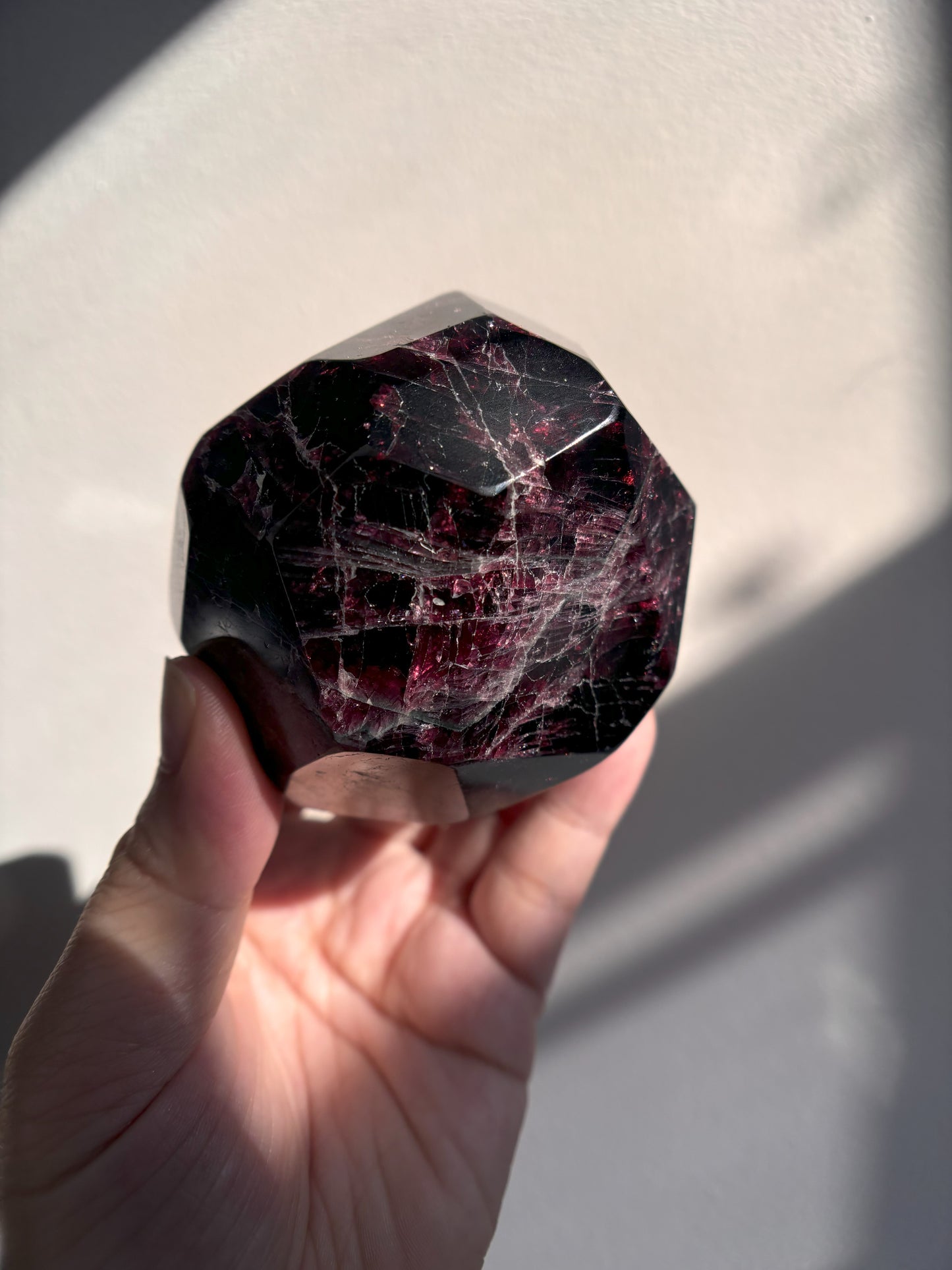 Almandine Garnet Dodecahedron 749g (1.65lbs)