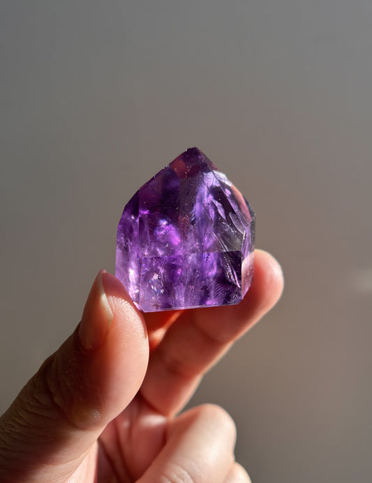 Gemmy Bahai Amethyst Mini Tower 28g