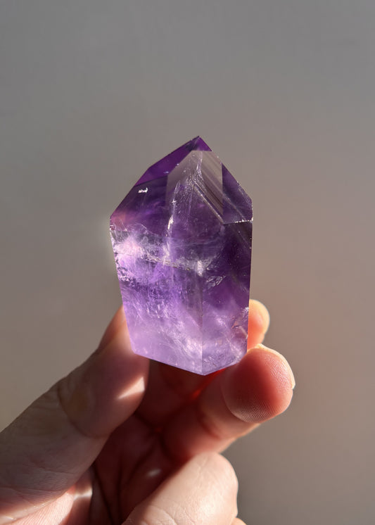 Gemmy Bahai Amethyst with Phantoms Mini Tower 50g