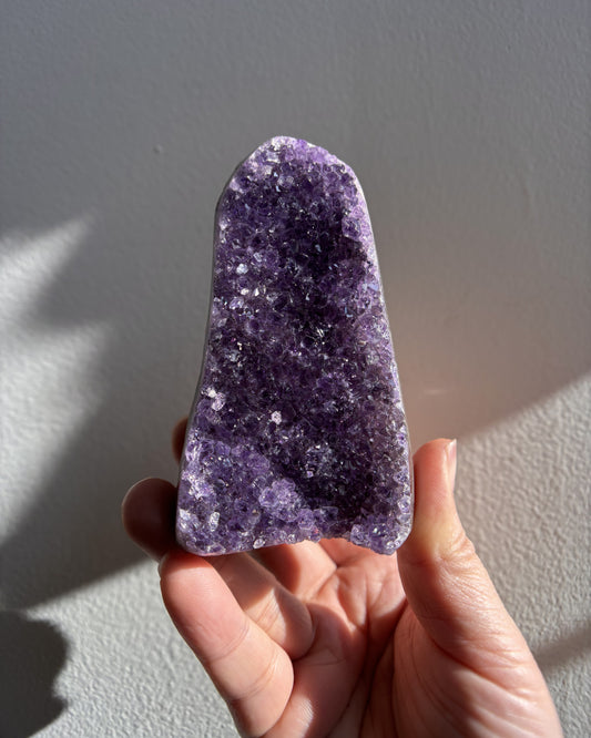 Amethyst Cutbase 248.6g