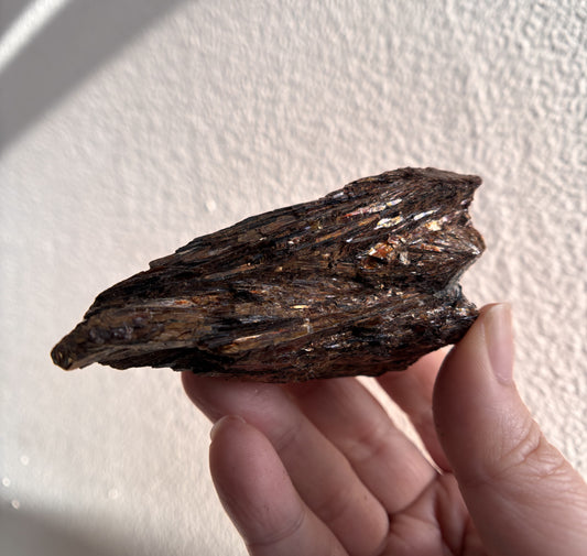 Astrophyllite 82g