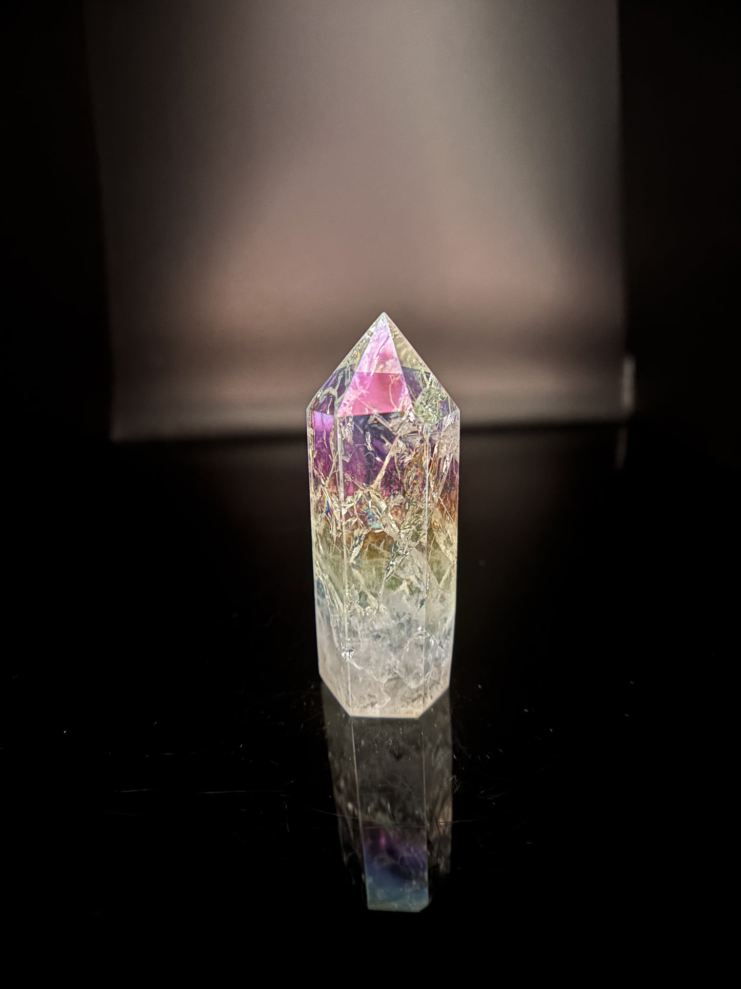 Aura Crackle Quartz Tower