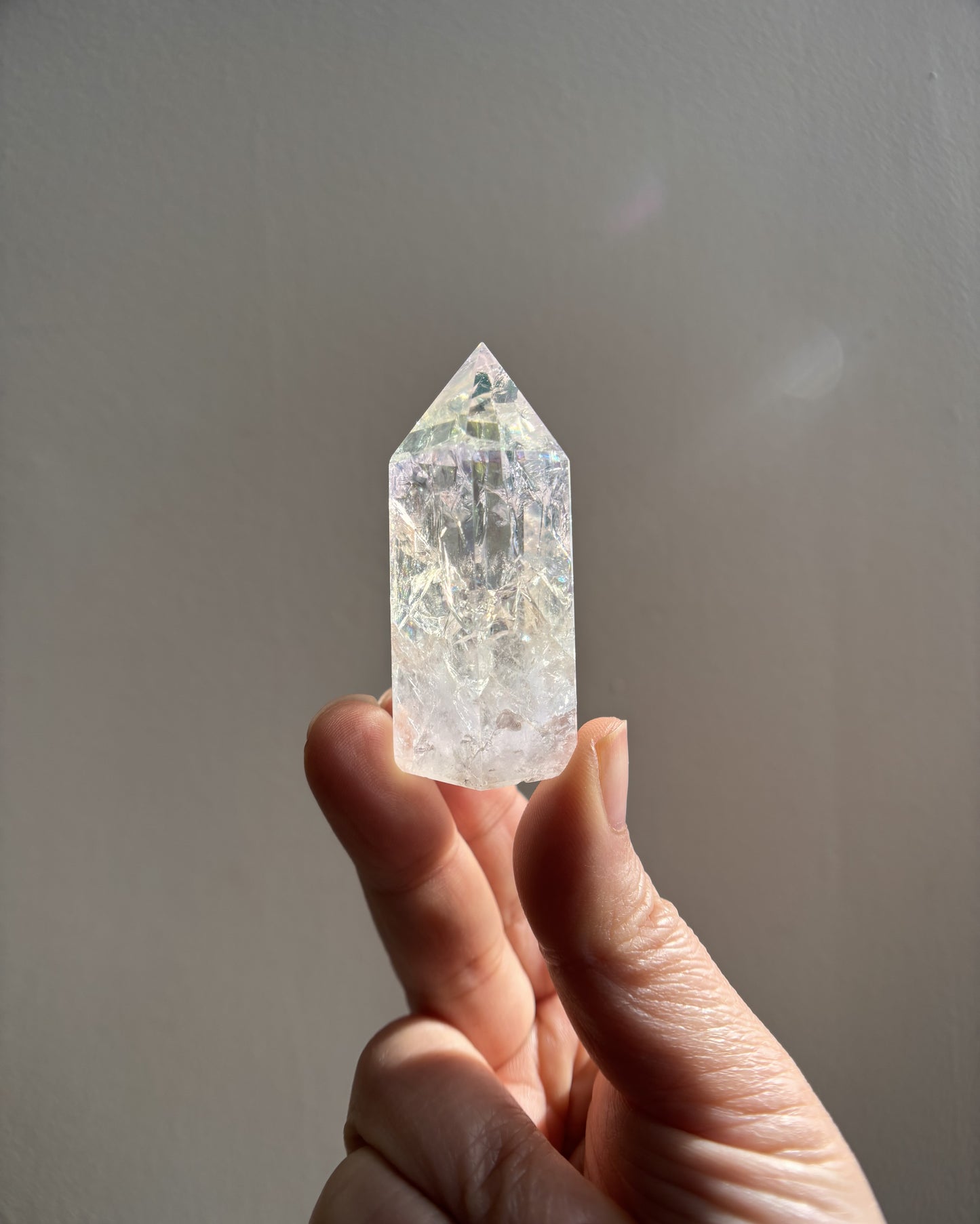 Aura Crackle Quartz Tower 50.8g