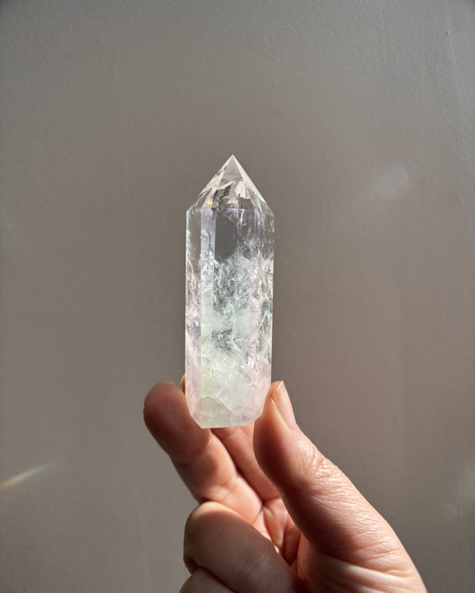 Aura Crackle Quartz Tower 60g