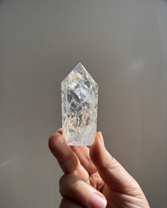 Aura Crackle Quartz Tower 65g