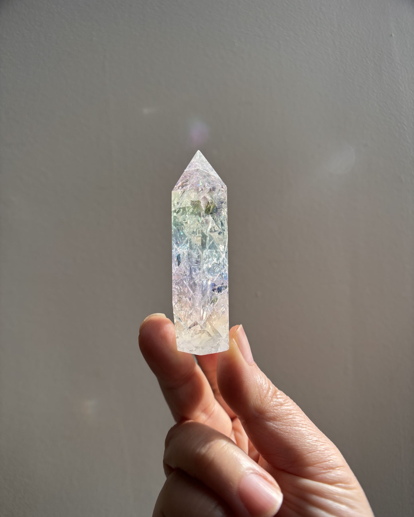 Aura Crackle Quartz Tower 65g