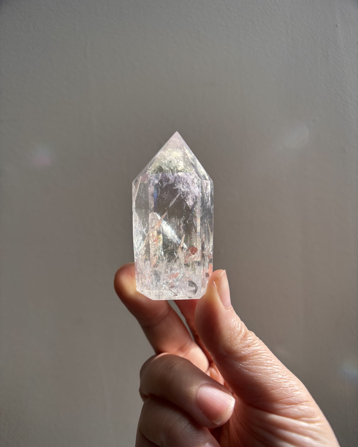 Aura Crackle Quartz Tower 66g