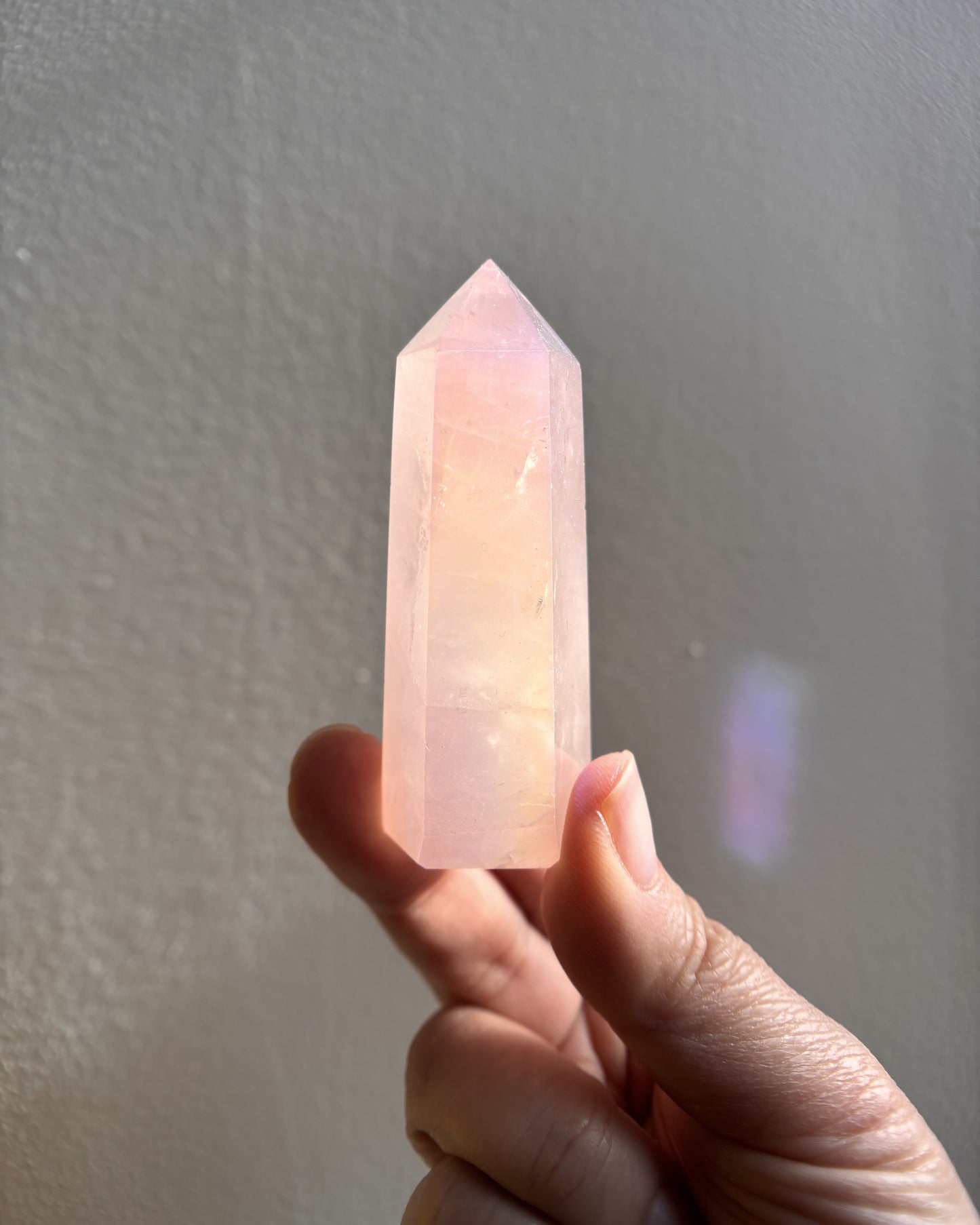 Rose Aura Quartz Tower 59g