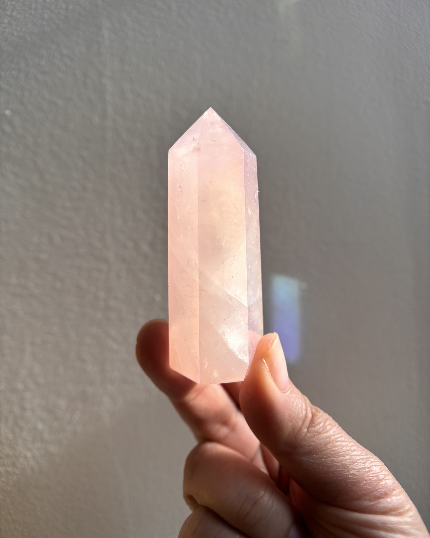 Rose Aura Quartz Tower 59g