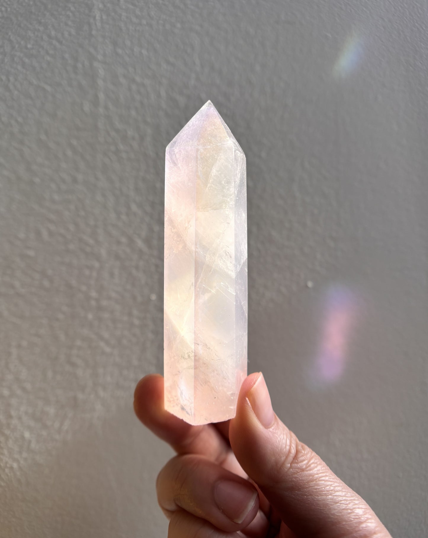 Rose Aura Quartz Tower 71g