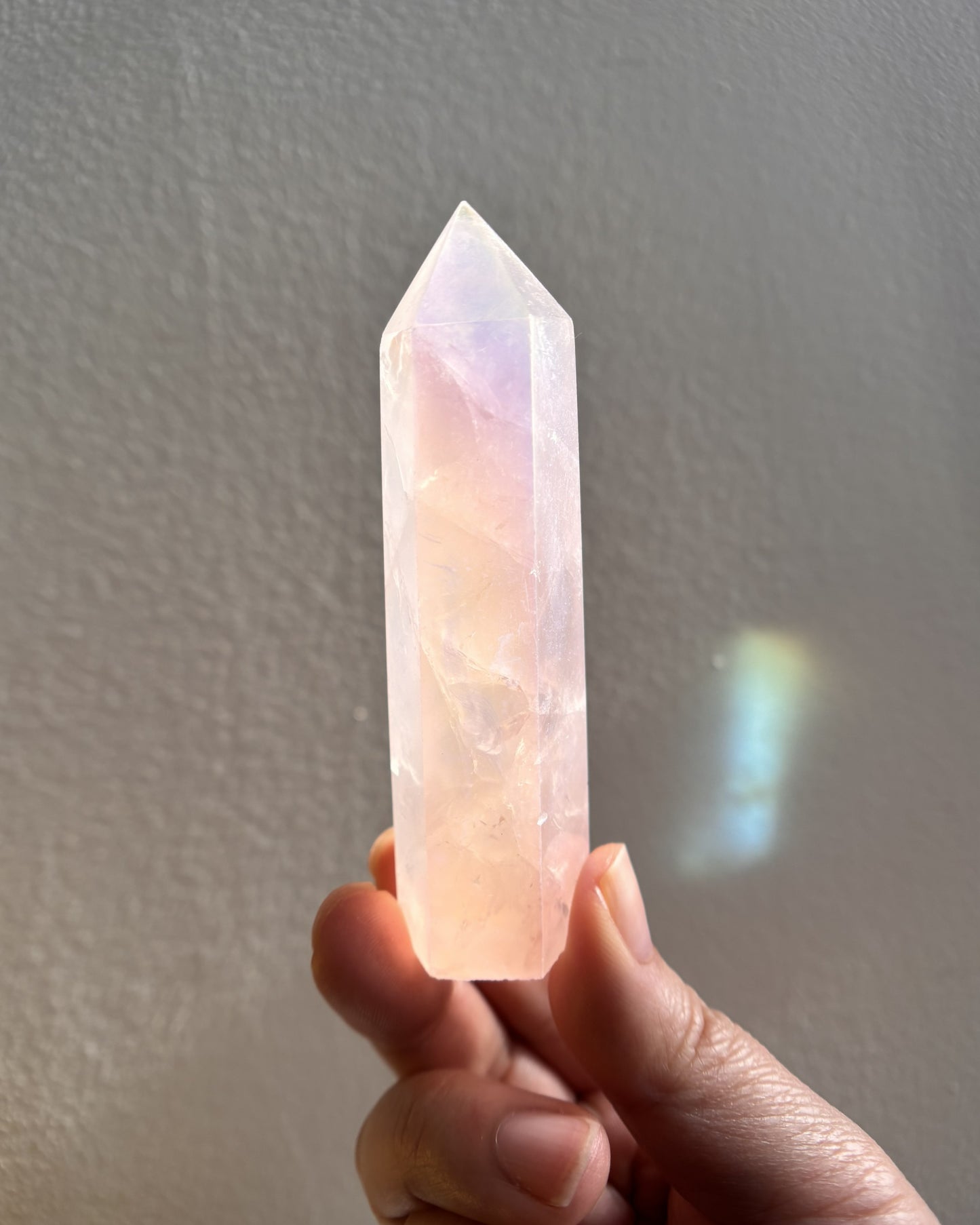 Rose Aura Quartz Tower 71g