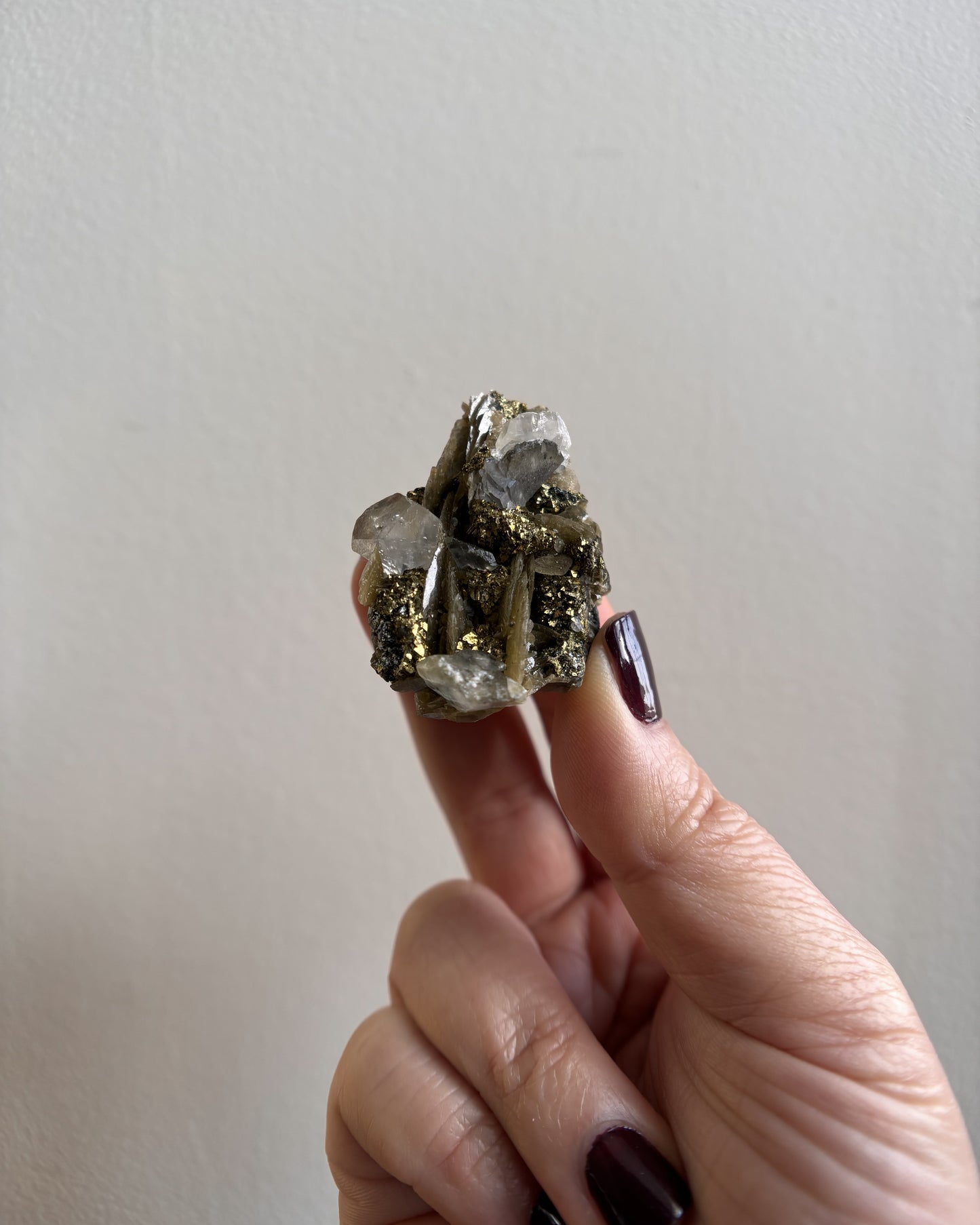 Chalcopyrite and Siderite 35.8g