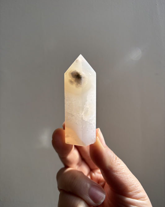Flower Agate Tower 53g