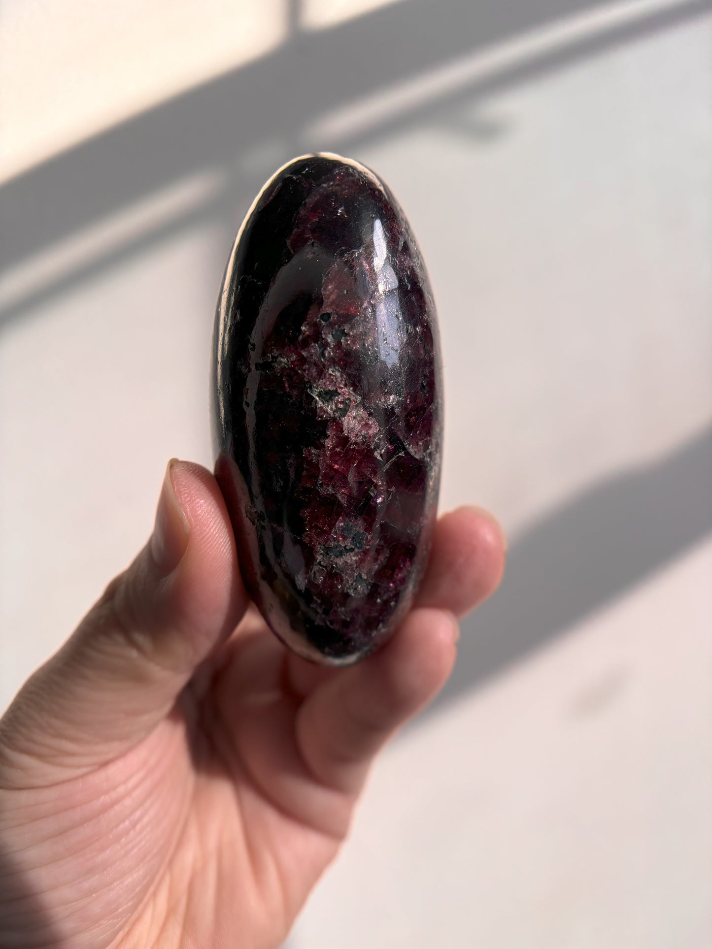 Garnet Lingam 175g