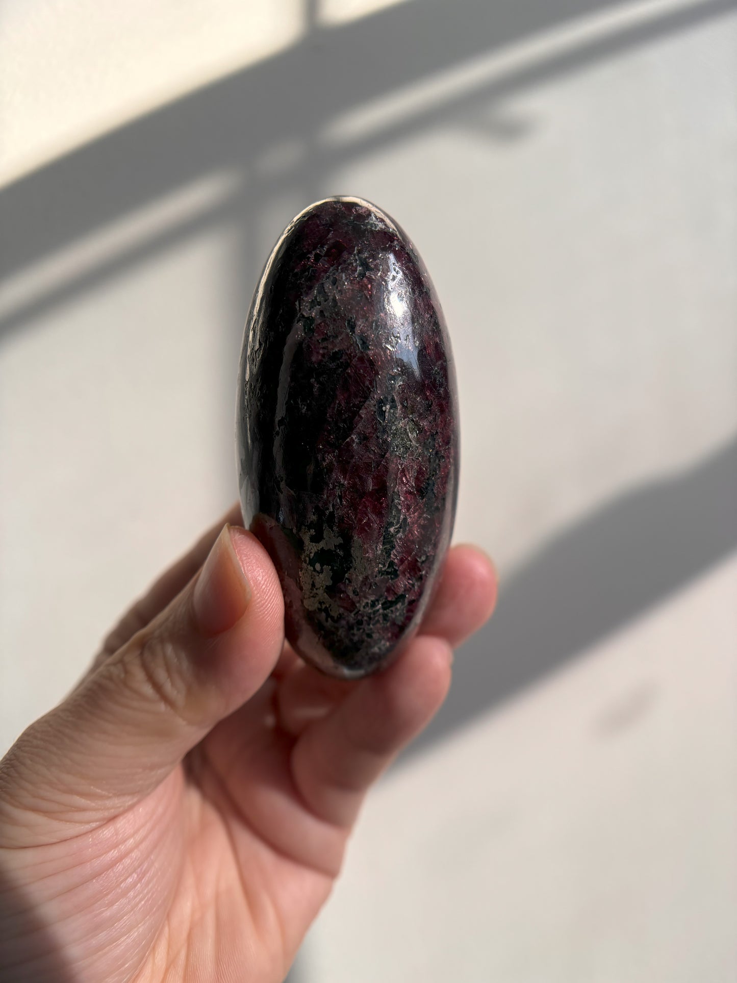 Garnet Lingam 175g