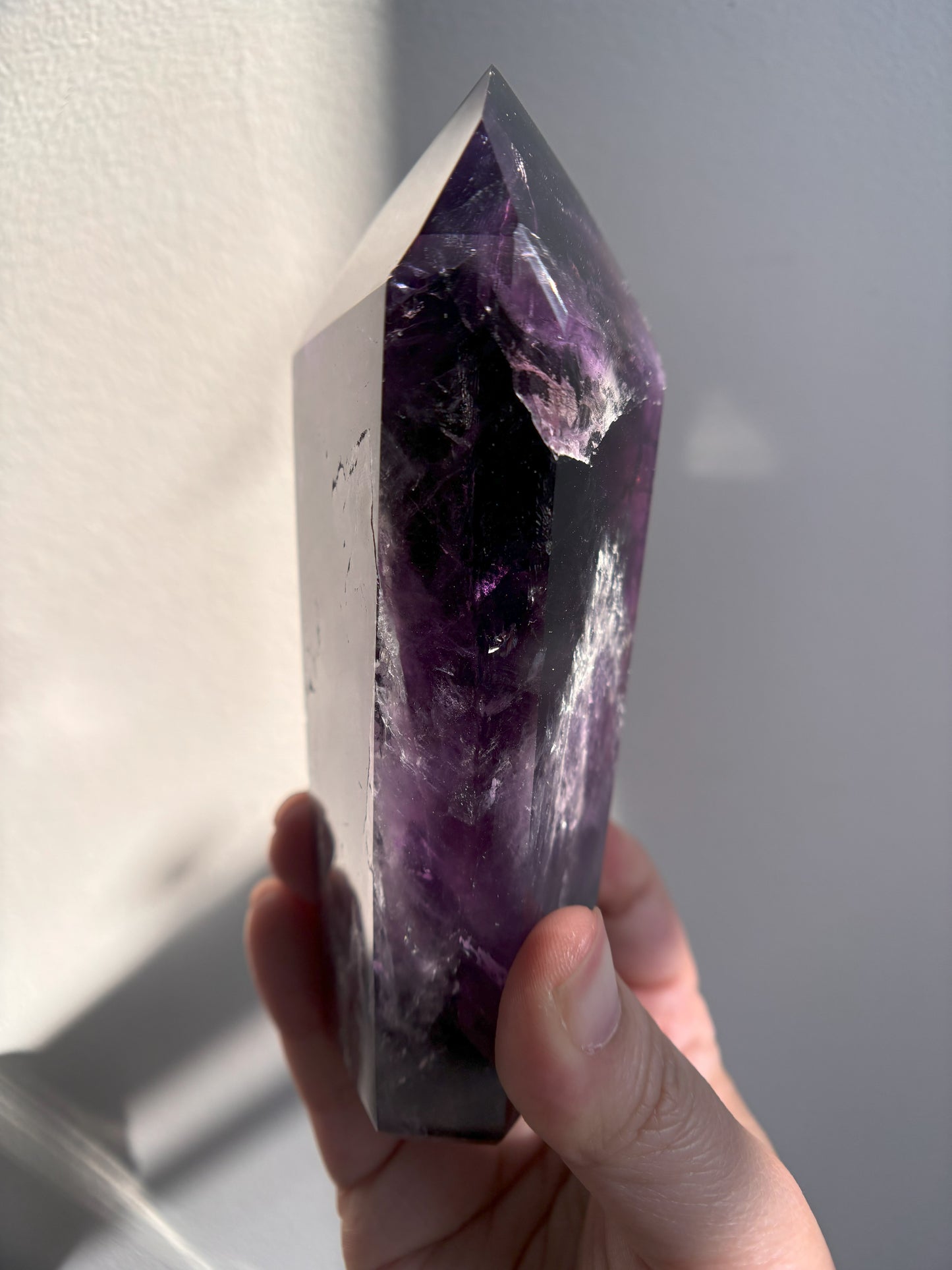 Bahia Amethyst Tower 364g