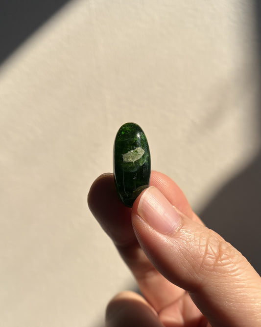 High-Grade Chrome Diopside Lingam 5.5g