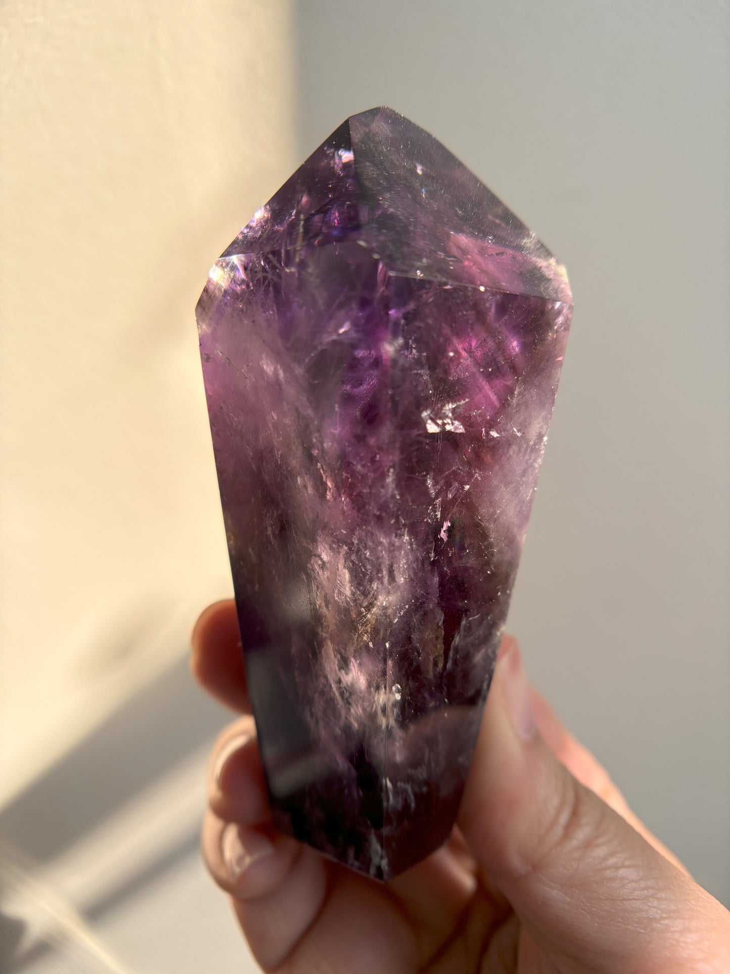 Bahia Amethyst Tower 193g