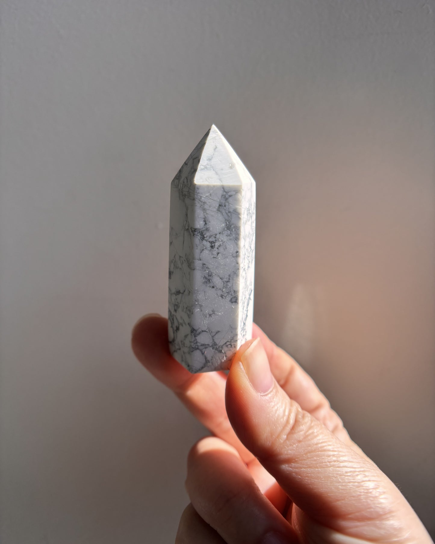 Howlite Tower 53.1g