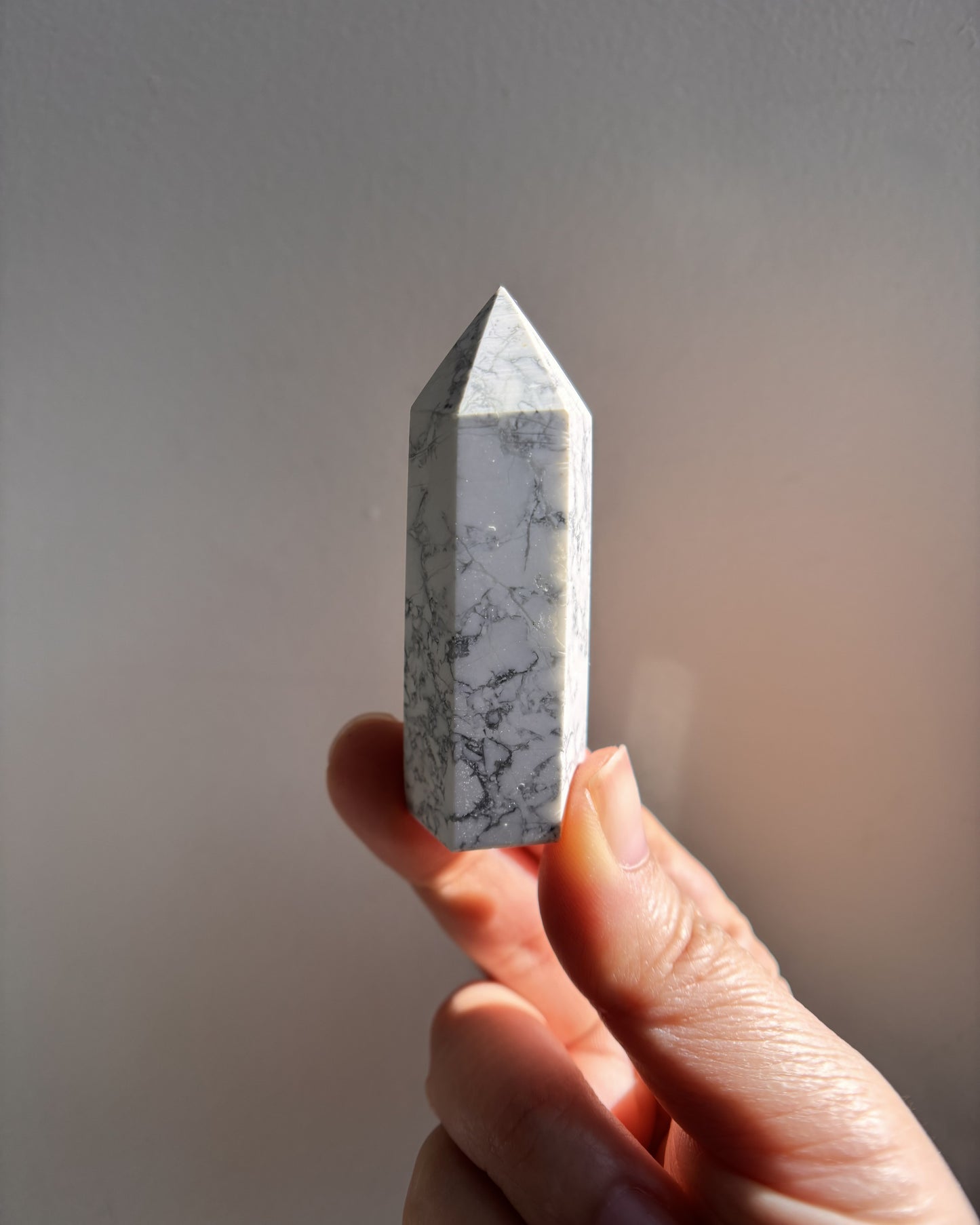 Howlite Tower 53.1g
