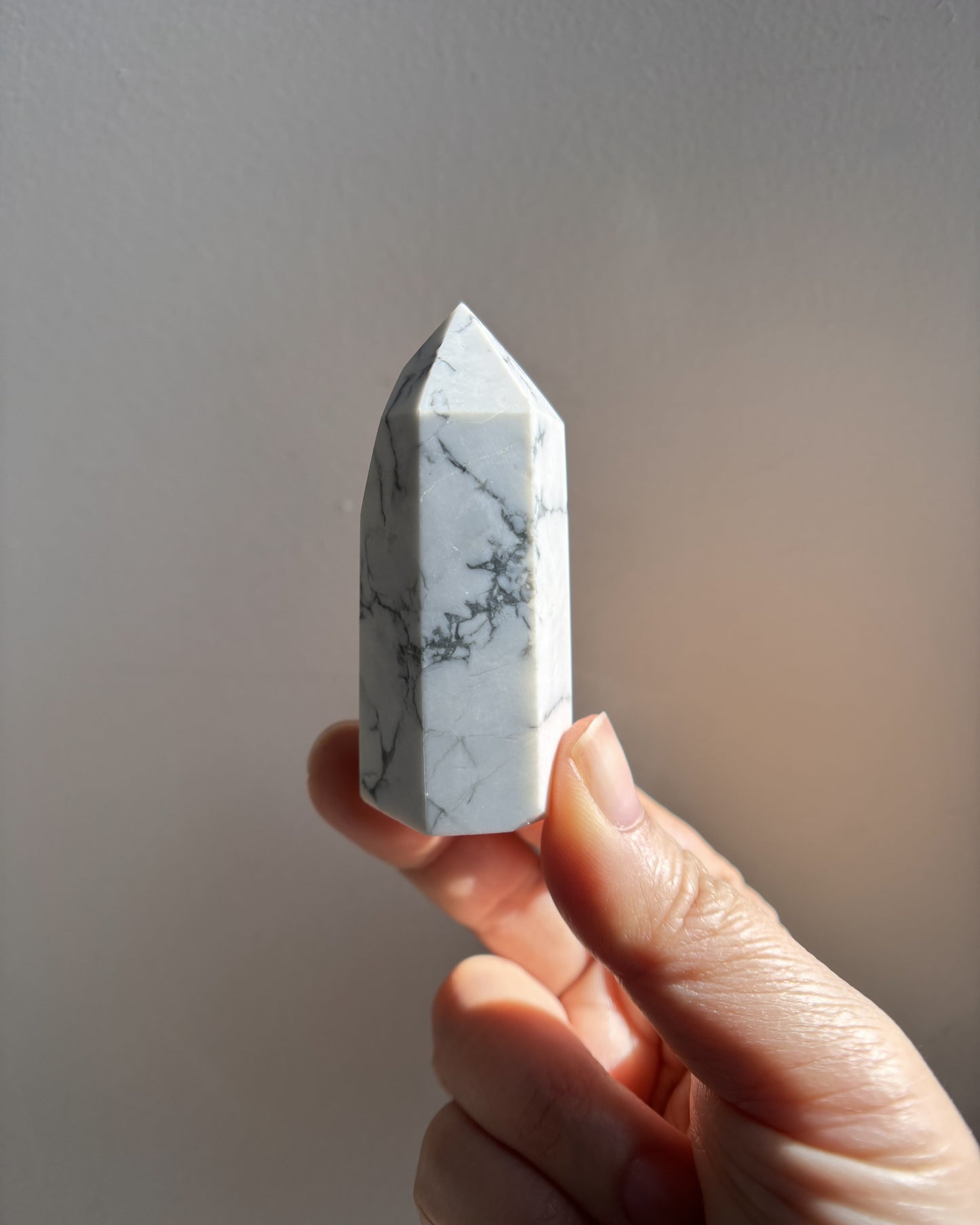 Howlite Tower 68.7g