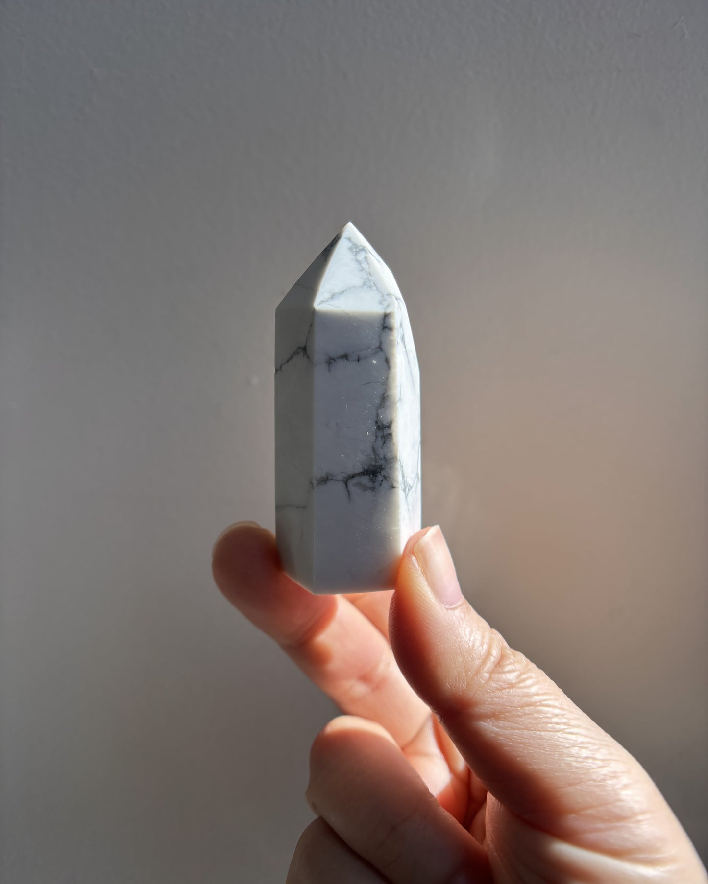 Howlite Tower 68.7g