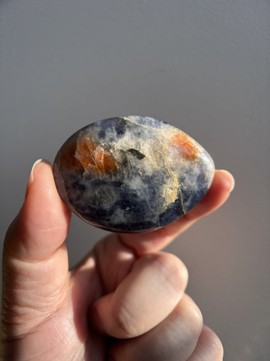 Iolite with Sunstone 38g